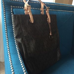 Michael Kors 100% authentic